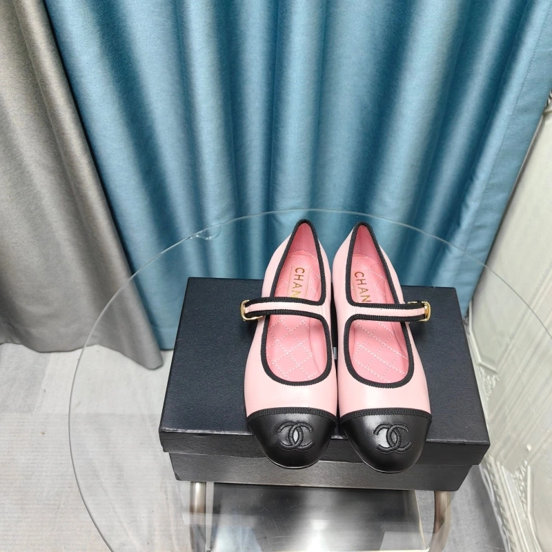 Lightweight Chxnxl Flat Shoes 131848