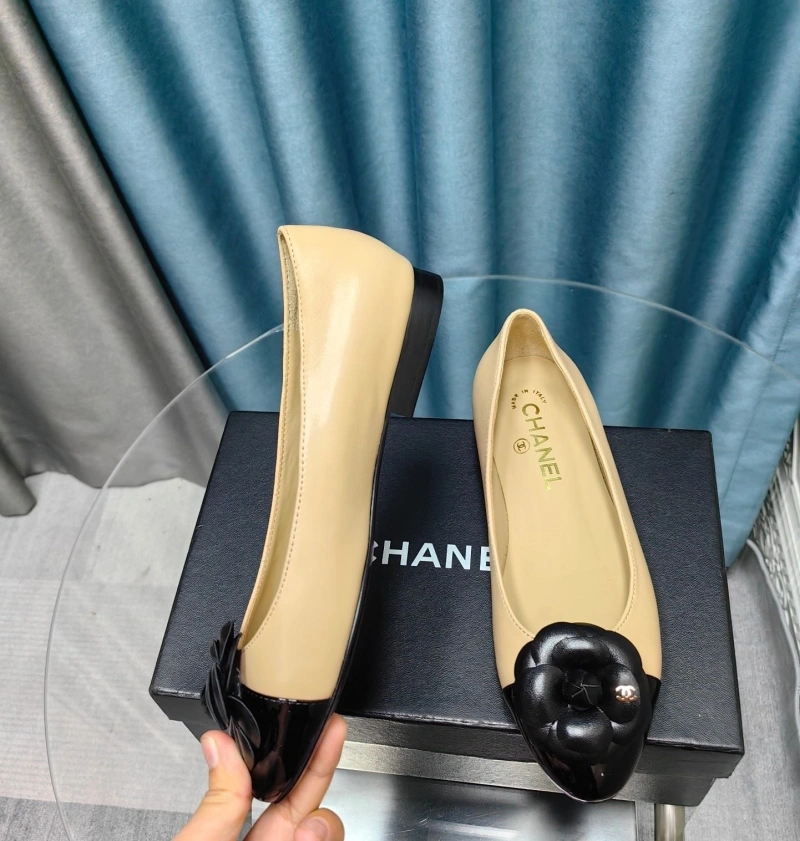 Chxnxl Flat Shoes EyeCatching 131824