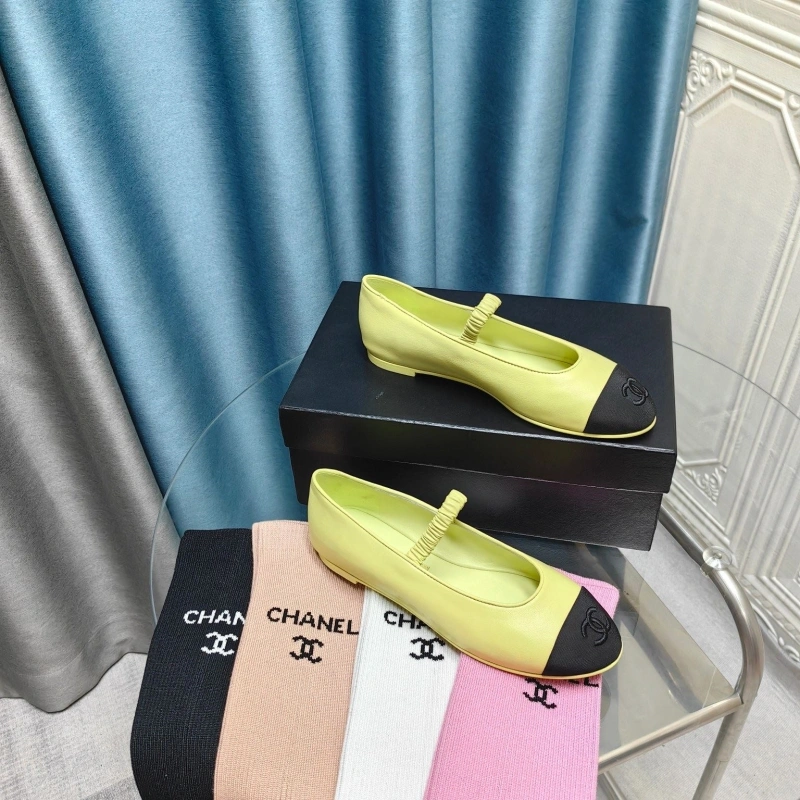 EyeCatching Chxnxl Flat Shoes 131816