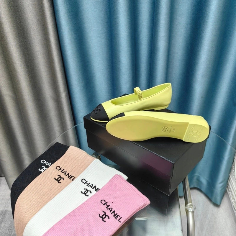 EyeCatching Chxnxl Flat Shoes 131816