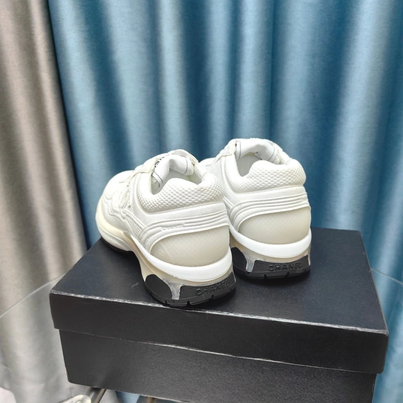 Durable Chxnxl Sneakers 132107