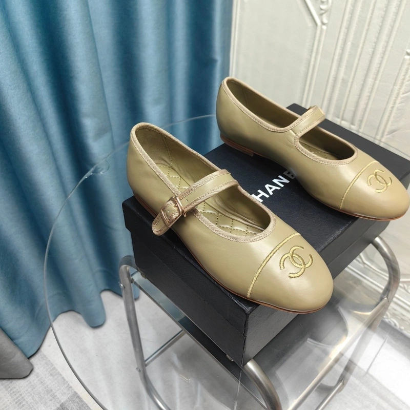 Lightweight Chxnxl Flat Shoes 131810