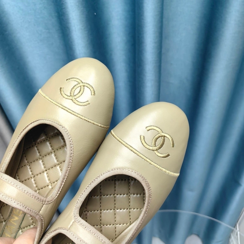 Lightweight Chxnxl Flat Shoes 131810