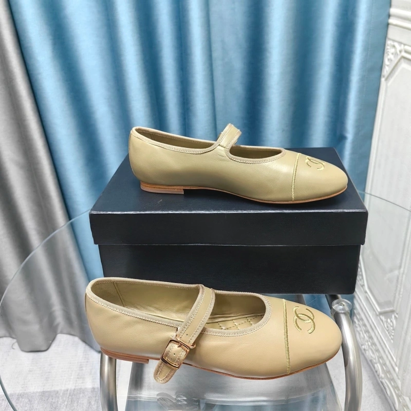 Lightweight Chxnxl Flat Shoes 131810