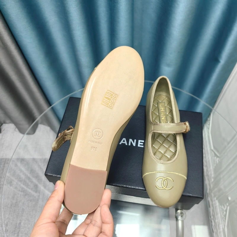 Lightweight Chxnxl Flat Shoes 131810
