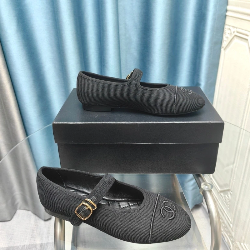 Reliable Chxnxl Flat Shoes 131795