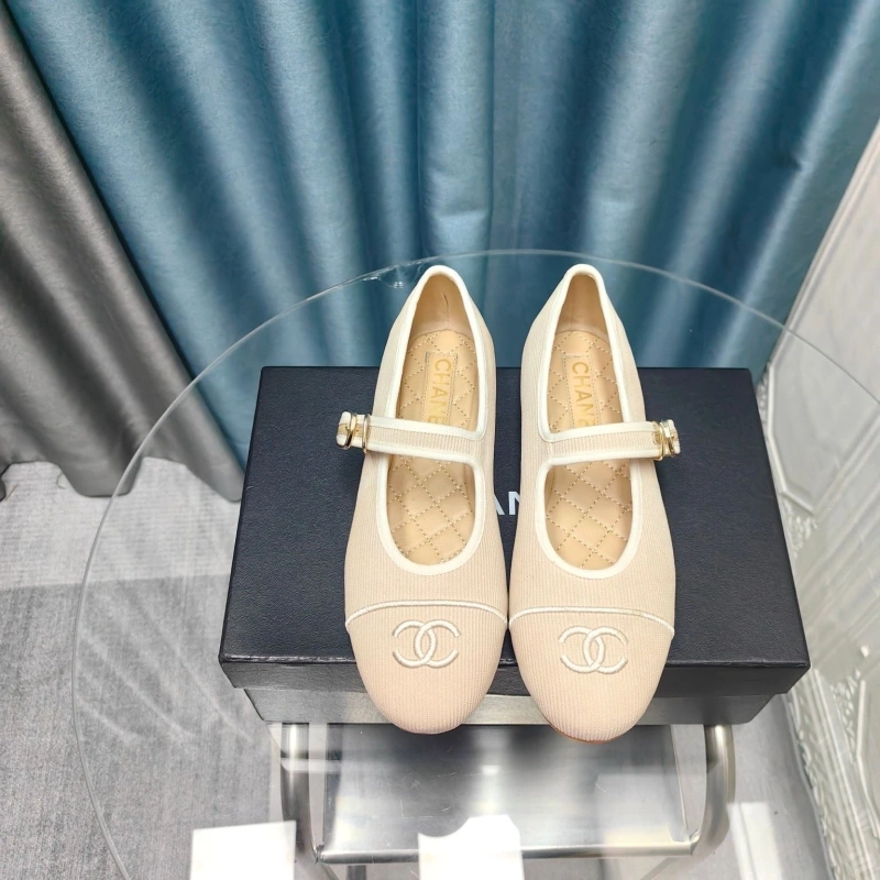 NewStyle Chxnxl Flat Shoes 131809