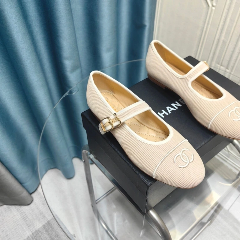 NewStyle Chxnxl Flat Shoes 131809