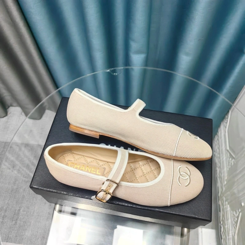 NewStyle Chxnxl Flat Shoes 131809