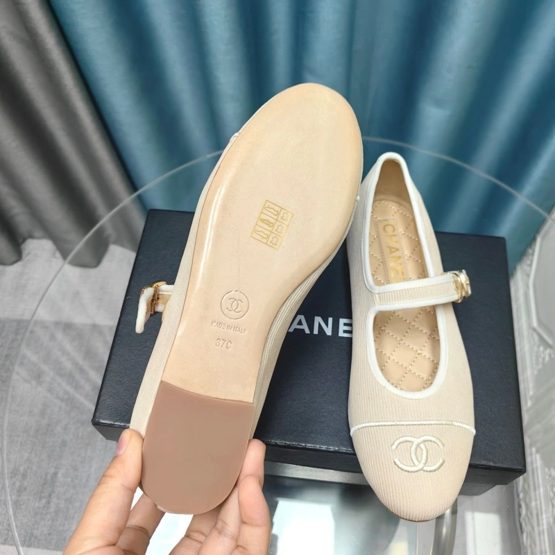 NewStyle Chxnxl Flat Shoes 131809