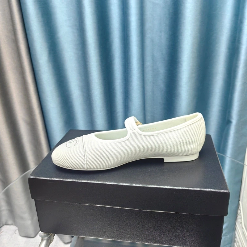 Flexible Chxnxl Flat Shoes 131790