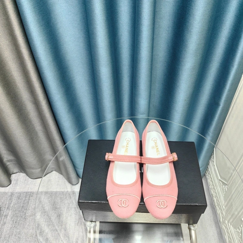 Functional Chxnxl Flat Shoes 131803