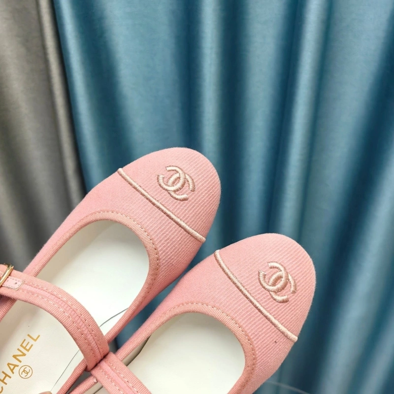 Functional Chxnxl Flat Shoes 131803