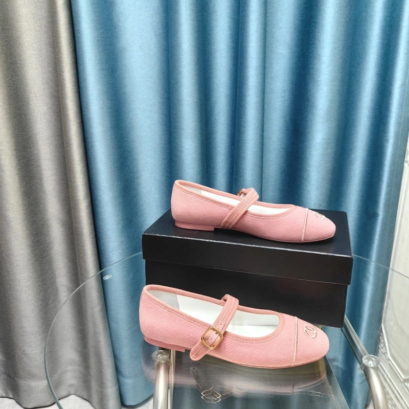 Functional Chxnxl Flat Shoes 131803