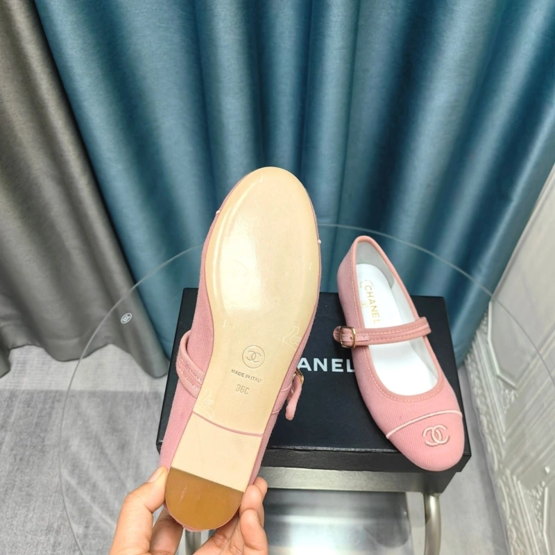 Functional Chxnxl Flat Shoes 131803