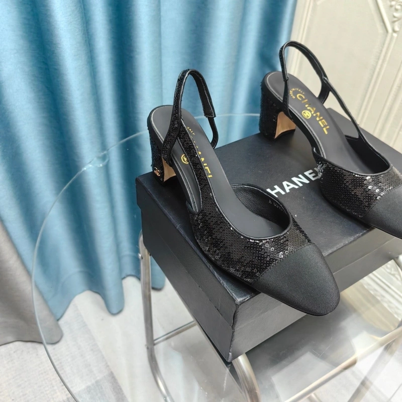 Unique Chxnxl Sandals 131263