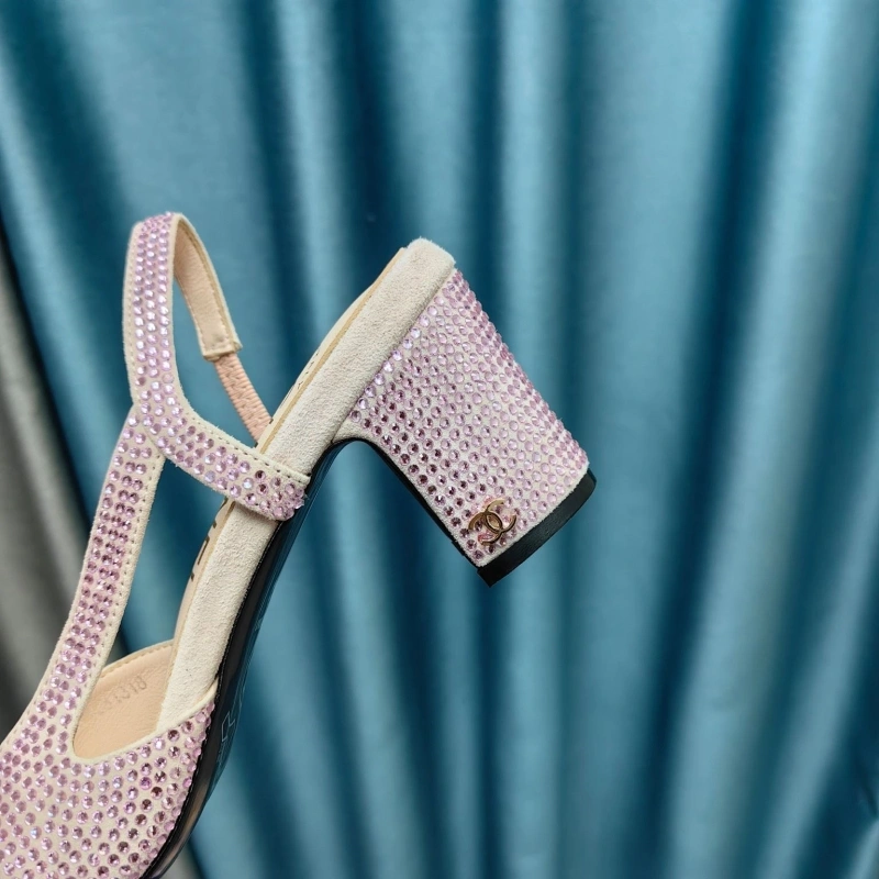 Efficient Chxnxl Sandals 131259