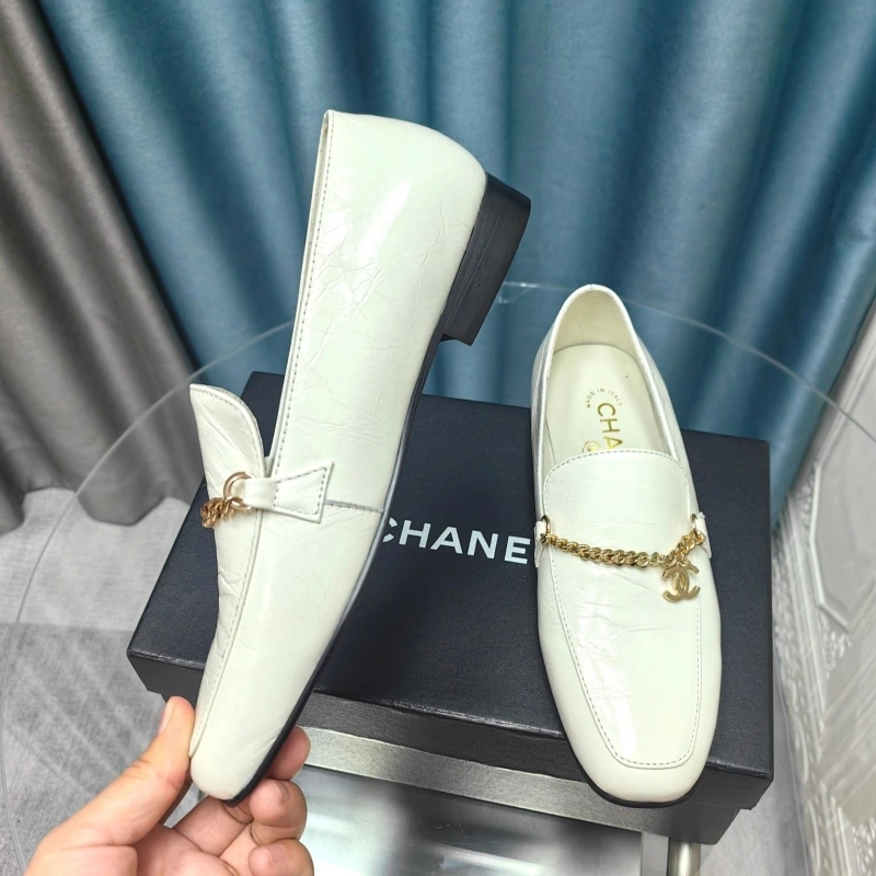 Timeless Chxnxl Leather Shoes 131459