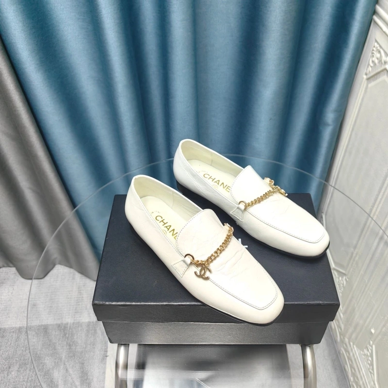 Timeless Chxnxl Leather Shoes 131459