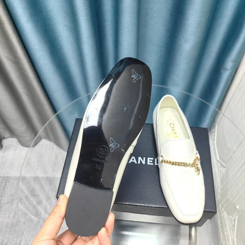 Timeless Chxnxl Leather Shoes 131459