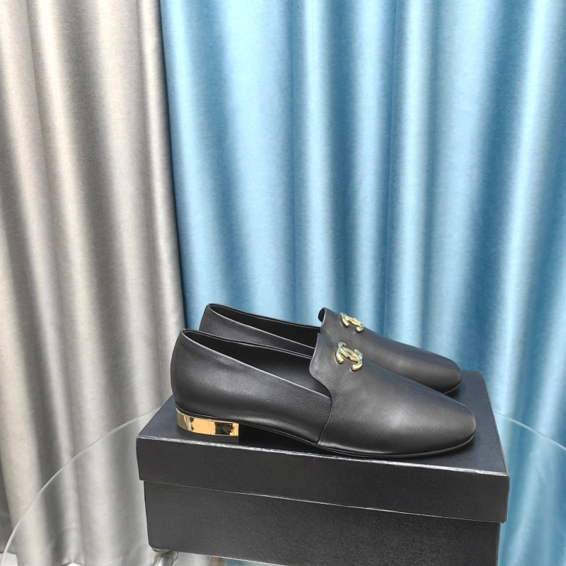 Timeless Chxnxl Leather Shoes 131453