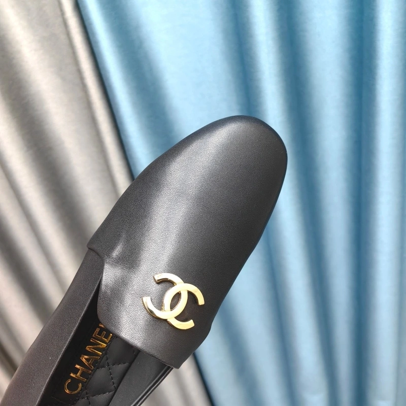 Timeless Chxnxl Leather Shoes 131453