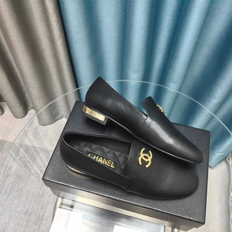 Timeless Chxnxl Leather Shoes 131453