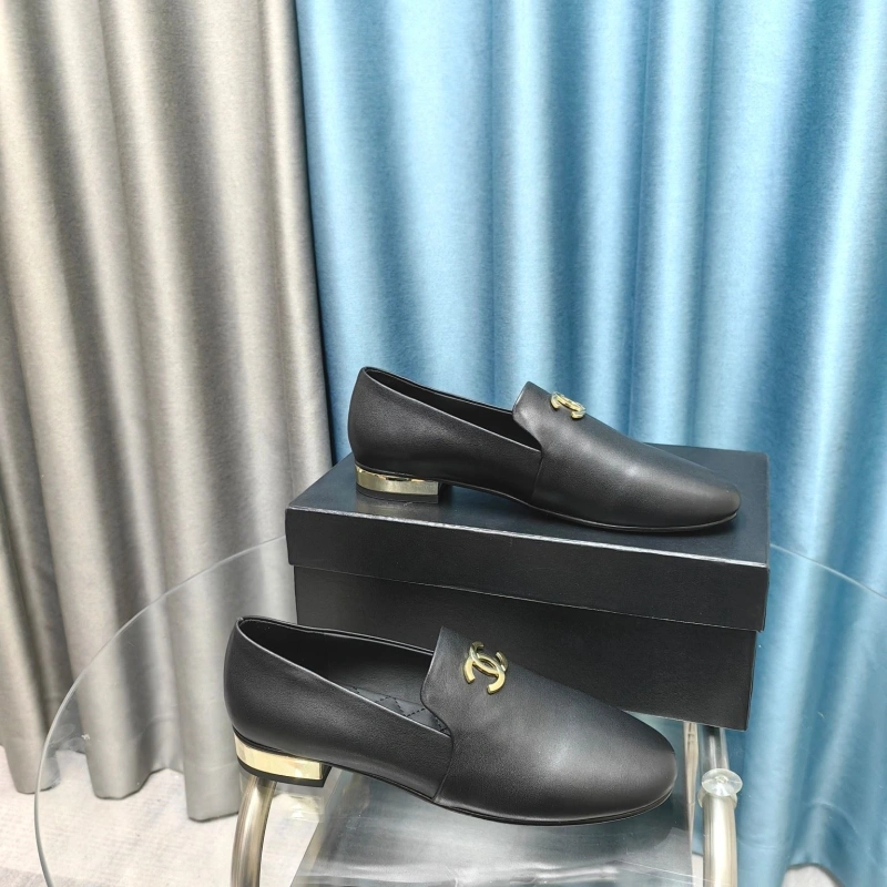 Timeless Chxnxl Leather Shoes 131453