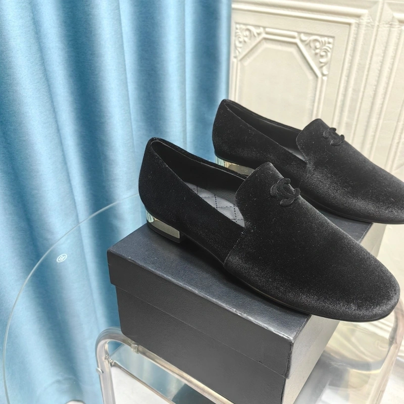 Chxnxl Leather Shoes Vibrant 131449
