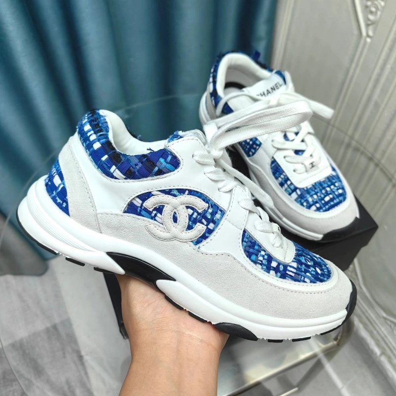 Lightweight Chxnxl Sneakers 132108