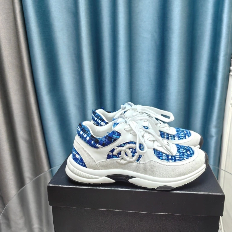 Lightweight Chxnxl Sneakers 132108