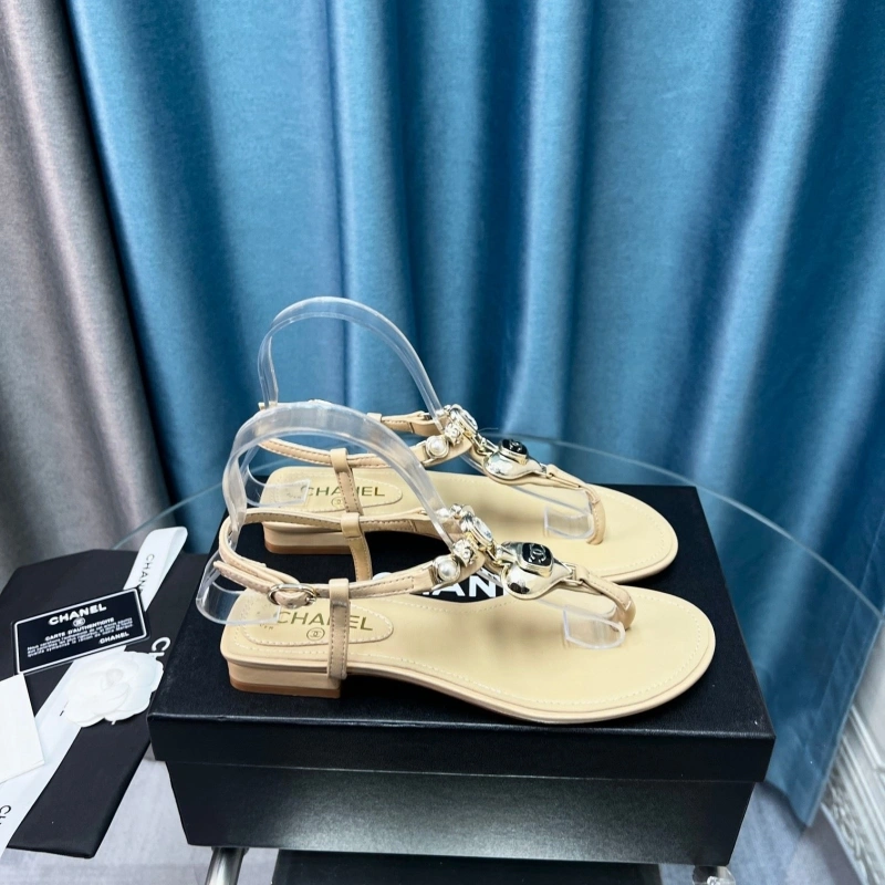 EyeCatching Chxnxl Sandals 131242