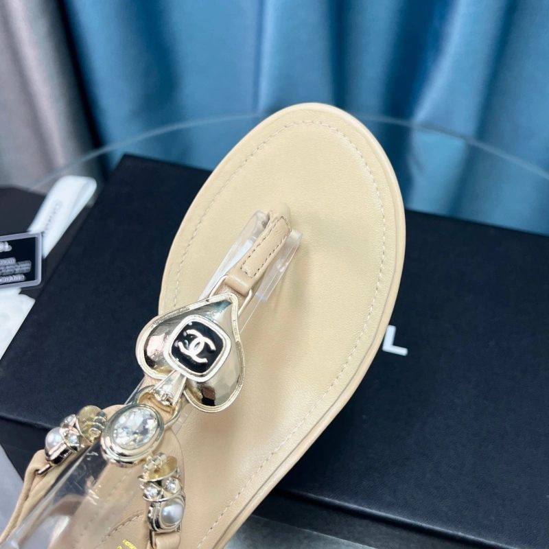 EyeCatching Chxnxl Sandals 131242