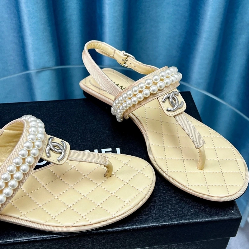 ModernLook Chxnxl Sandals 131227