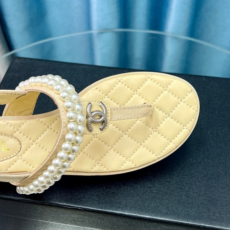 ModernLook Chxnxl Sandals 131227
