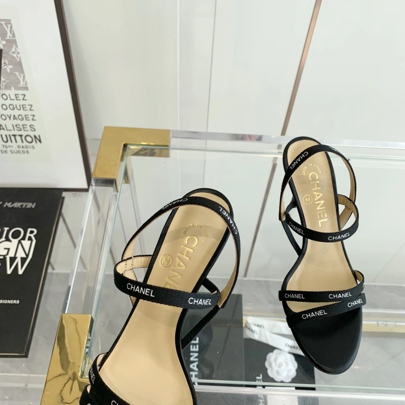 TopPick Chxnxl Slippers 130687