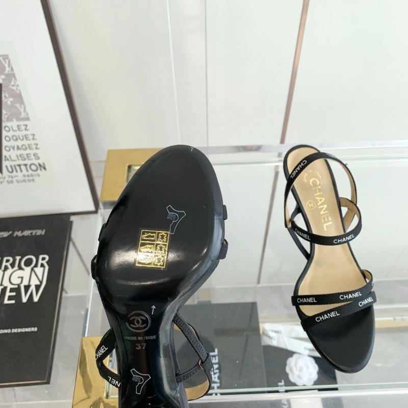 TopPick Chxnxl Slippers 130687