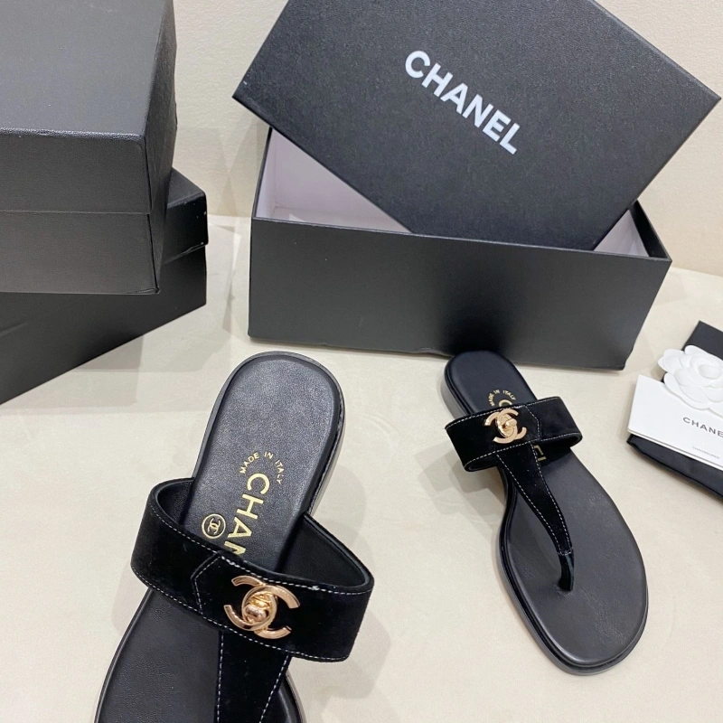Breathable Chxnxl Slippers 130677