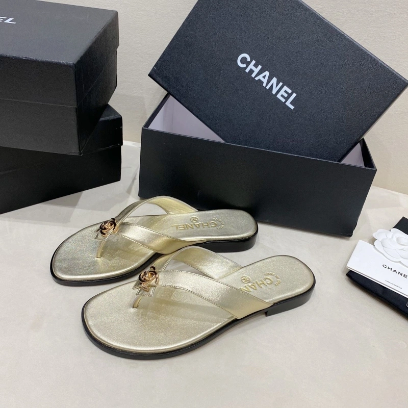 Stylish Chxnxl Slippers 130680