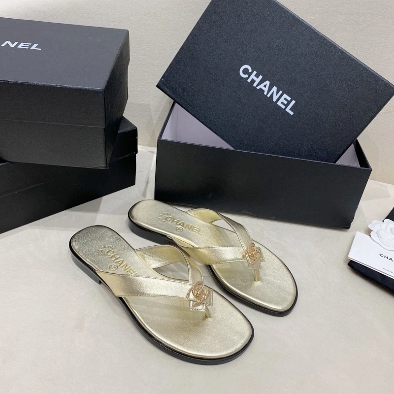 Stylish Chxnxl Slippers 130680