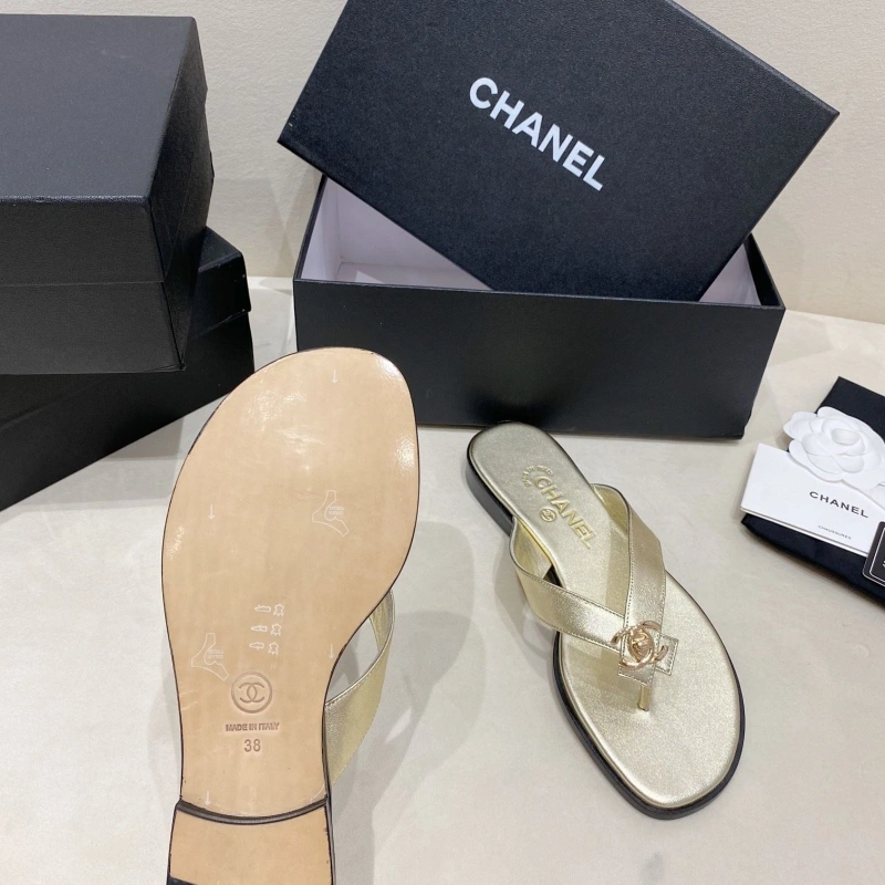 Stylish Chxnxl Slippers 130680