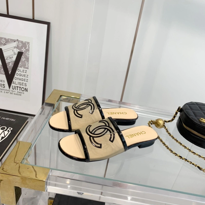 Refined Chxnxl Slippers 130686