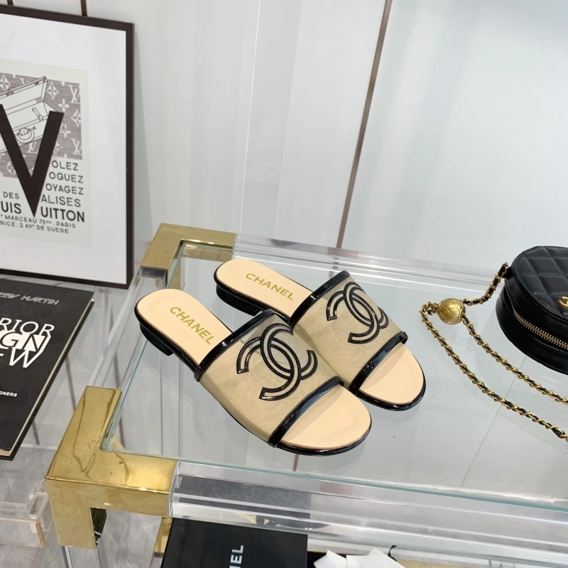 Refined Chxnxl Slippers 130686