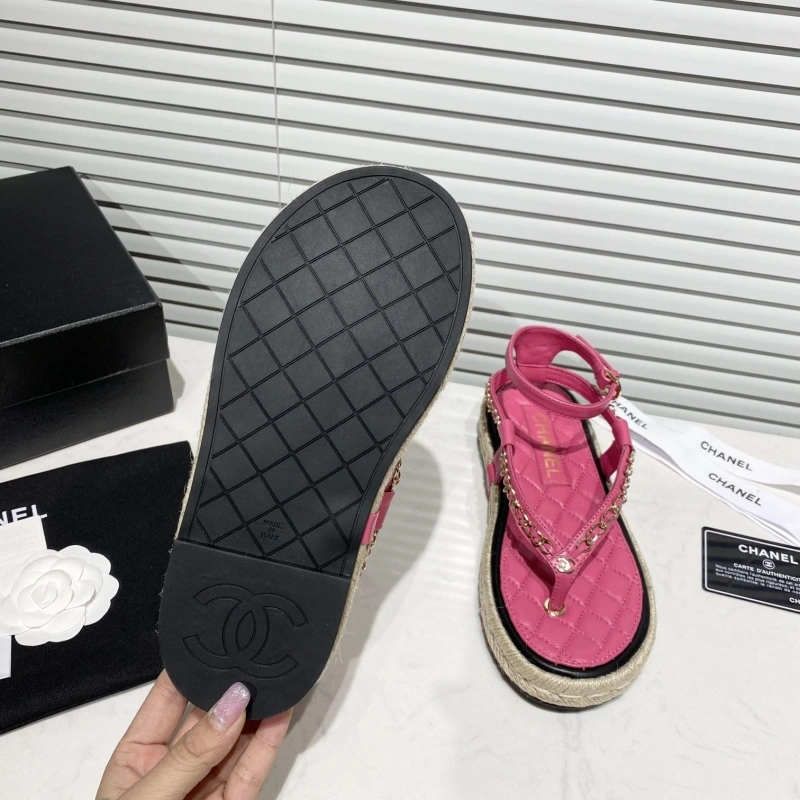 NewStyle Chxnxl Sandals 131236