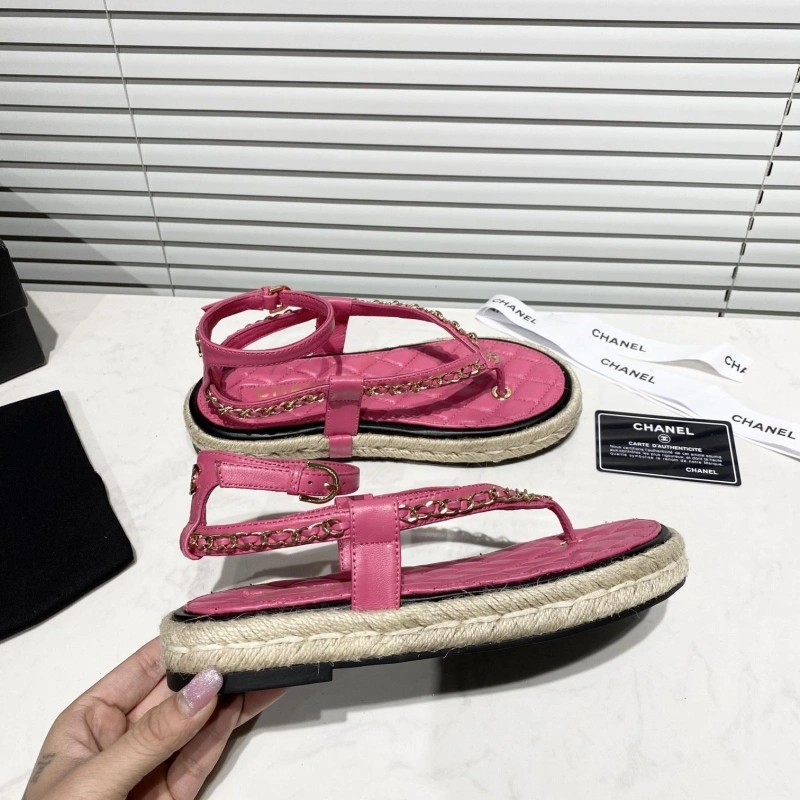 NewStyle Chxnxl Sandals 131236