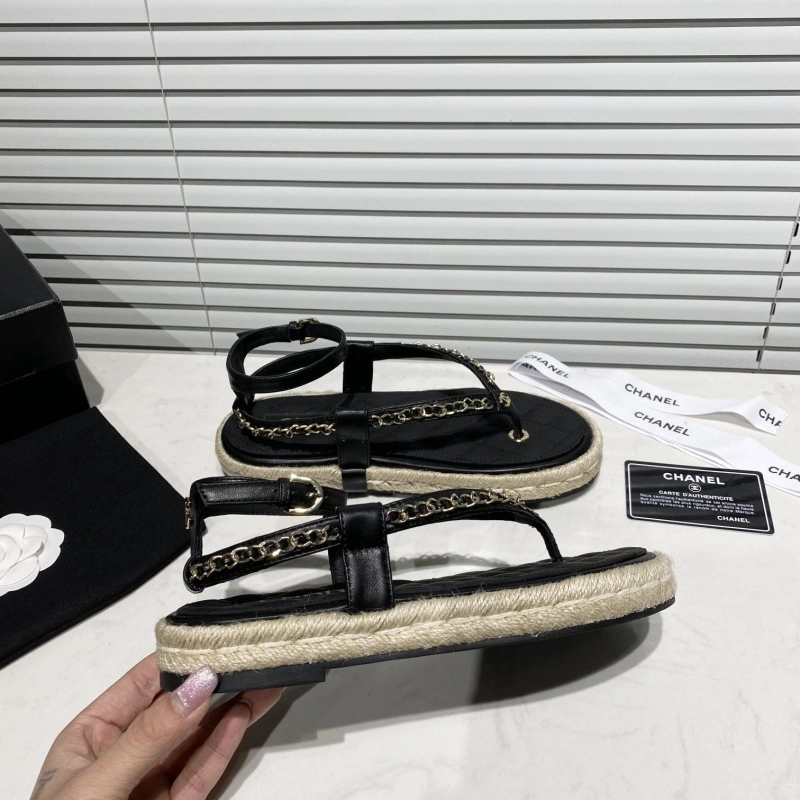 Refined Chxnxl Sandals 131219