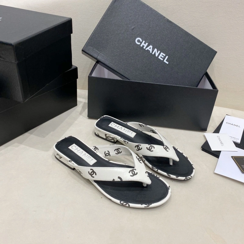 Breathable Chxnxl Slippers 130675
