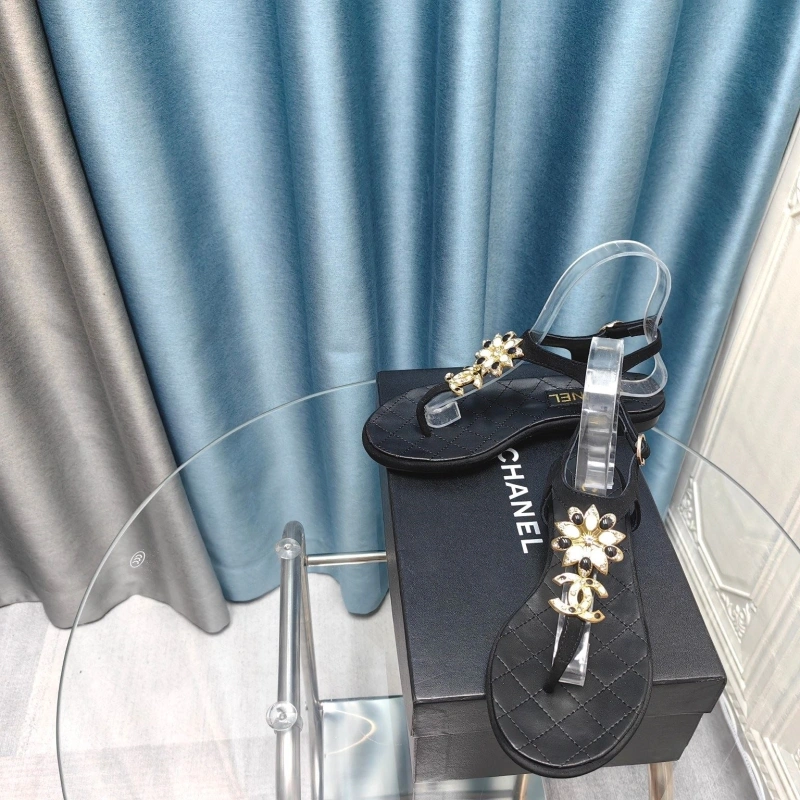 EyeCatching Chxnxl Sandals 131211