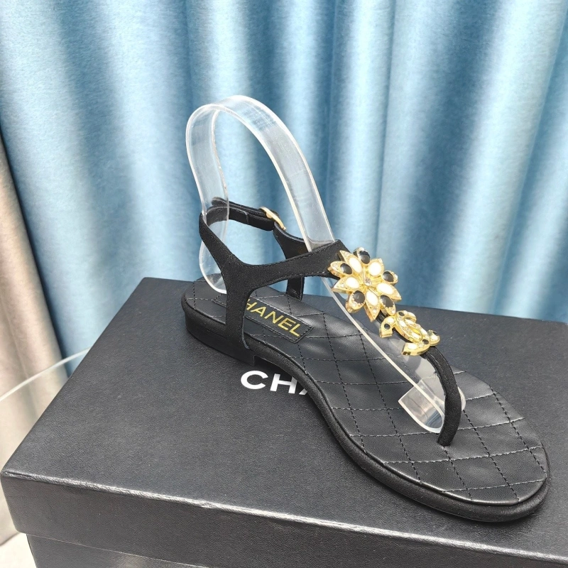 EyeCatching Chxnxl Sandals 131211