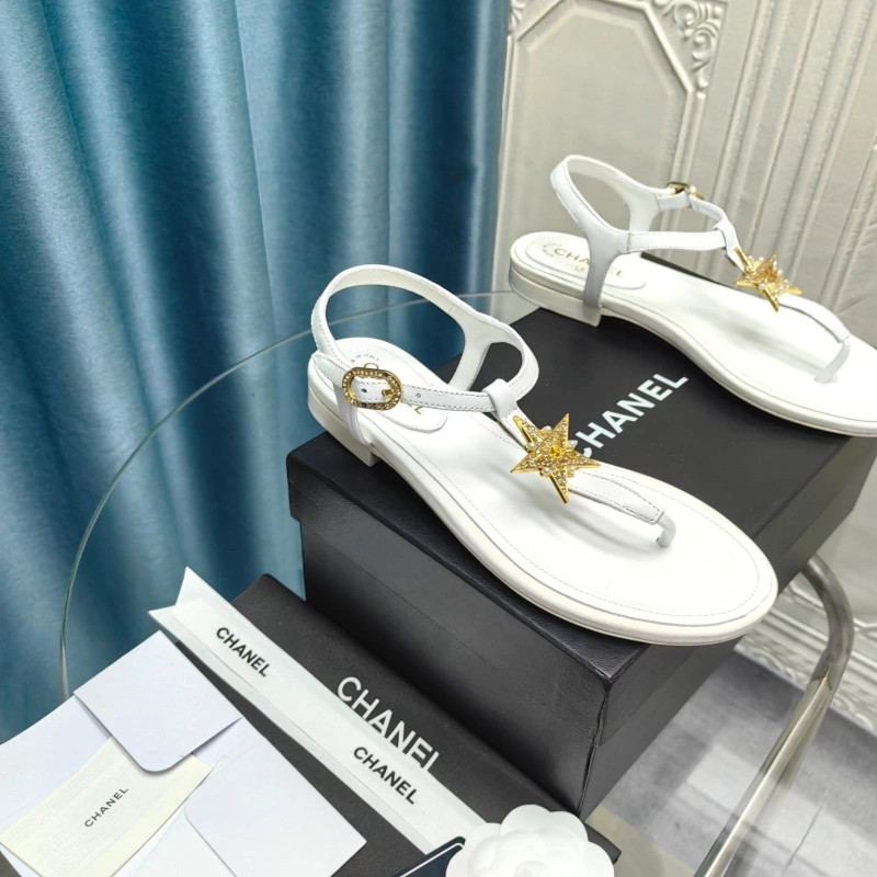 Cozy Chxnxl Sandals 131210